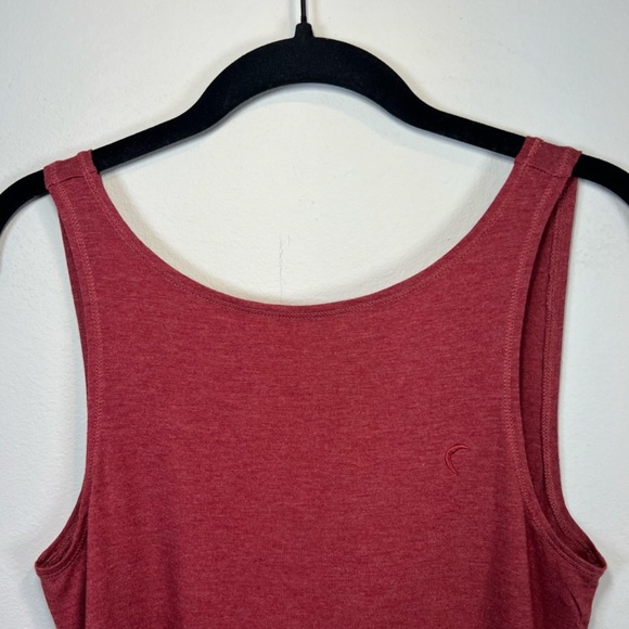 Zyia Active Women's Swirl Twist Back Tank Top Red Burgundy Open Back Stretch  XS - Picture 2 of 11